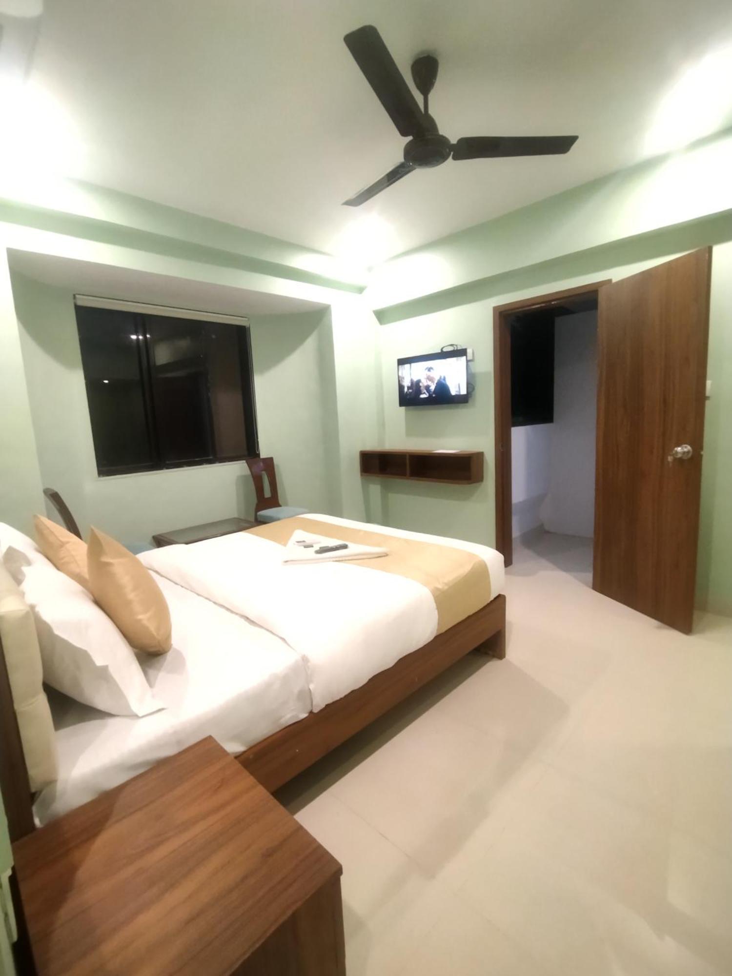 Everest Stays Rooms And Dormitory Bombay Extérieur photo