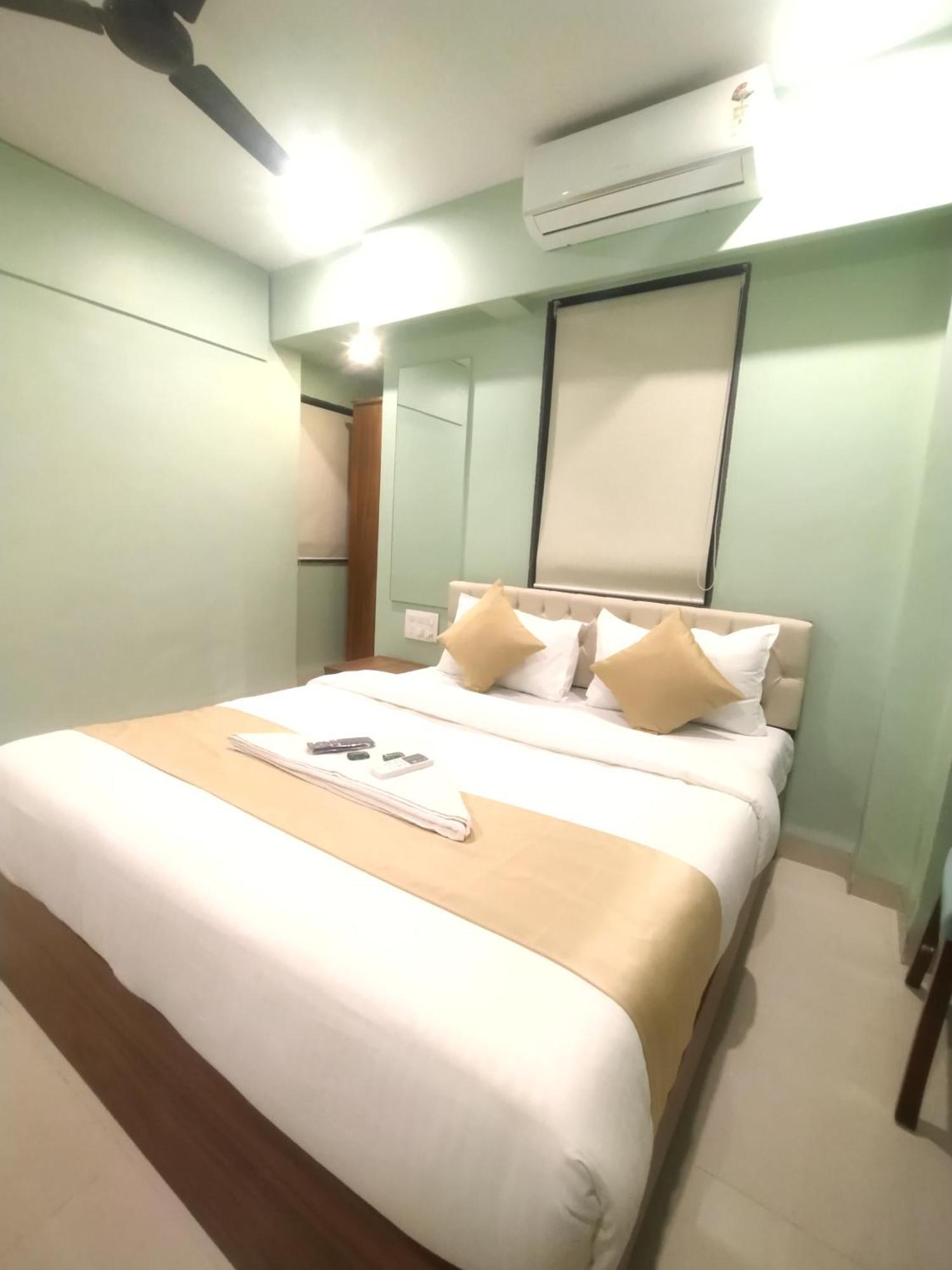 Everest Stays Rooms And Dormitory Bombay Extérieur photo